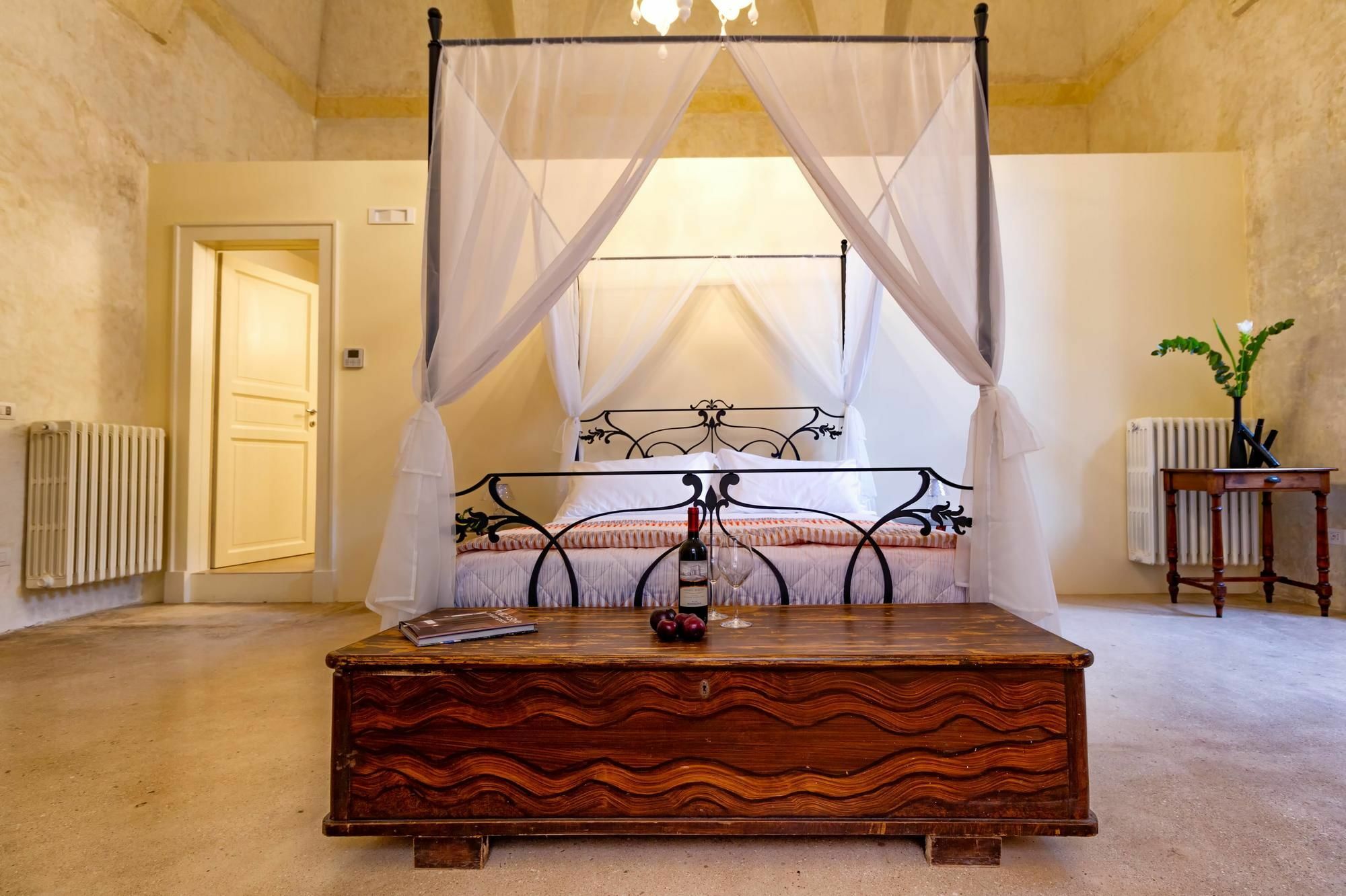 Palazzo Cariddi Bed and Breakfast Nardò Εξωτερικό φωτογραφία