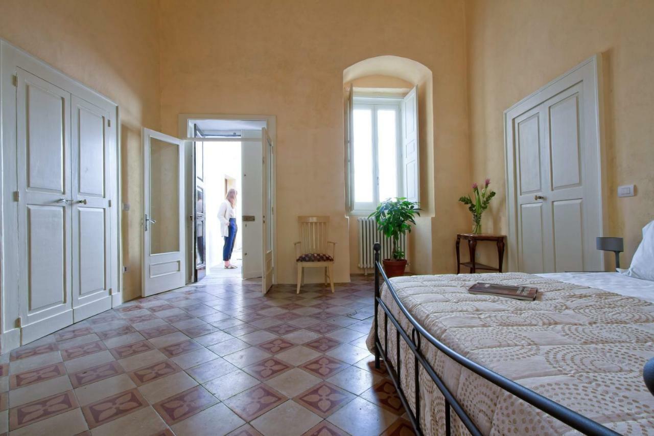 Palazzo Cariddi Bed and Breakfast Nardò Εξωτερικό φωτογραφία