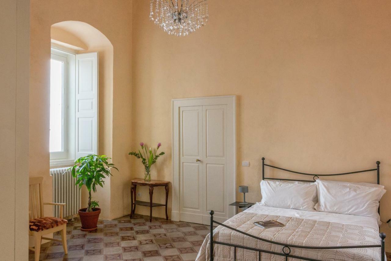 Palazzo Cariddi Bed and Breakfast Nardò Εξωτερικό φωτογραφία