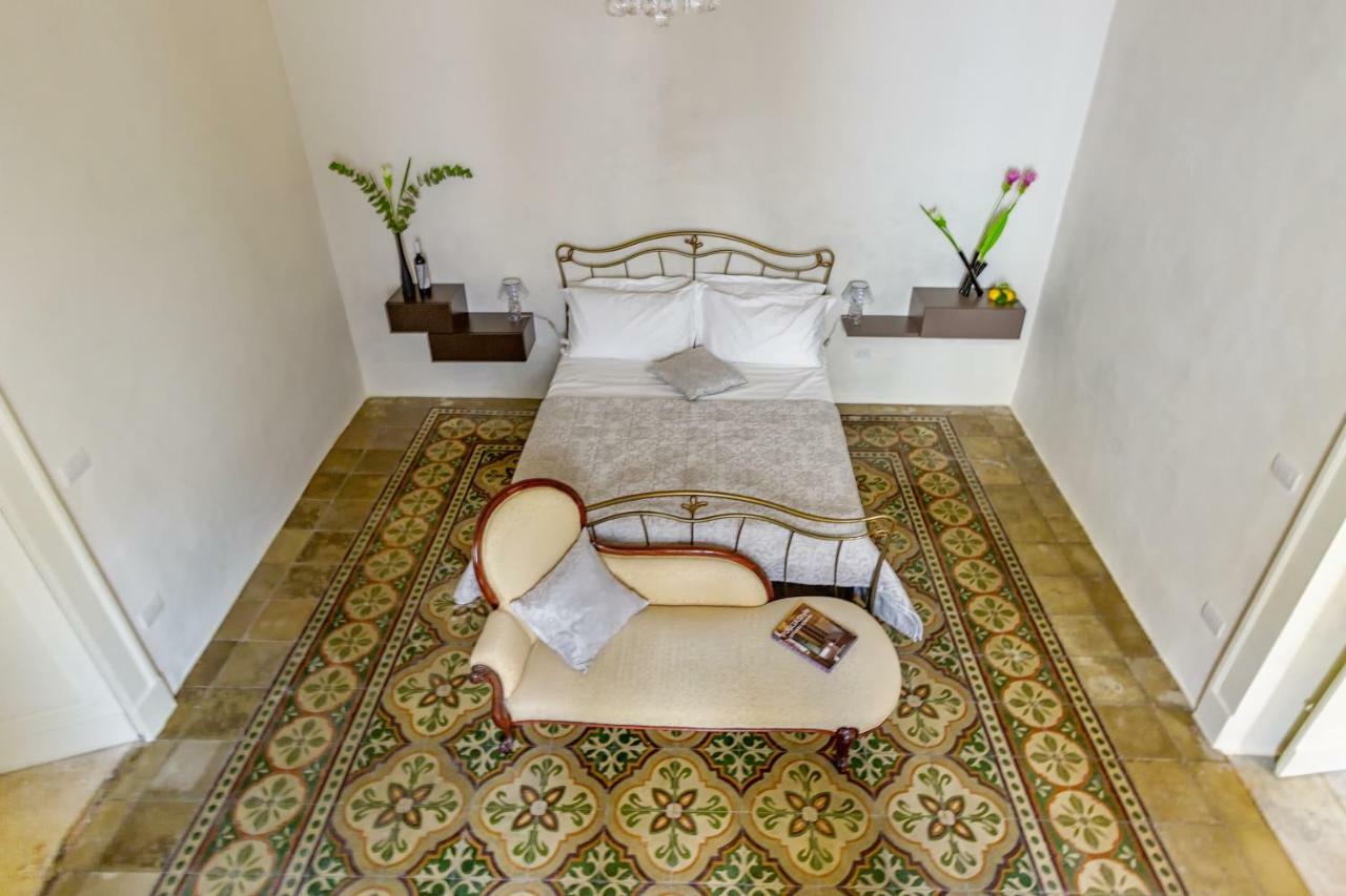 Palazzo Cariddi Bed and Breakfast Nardò Εξωτερικό φωτογραφία